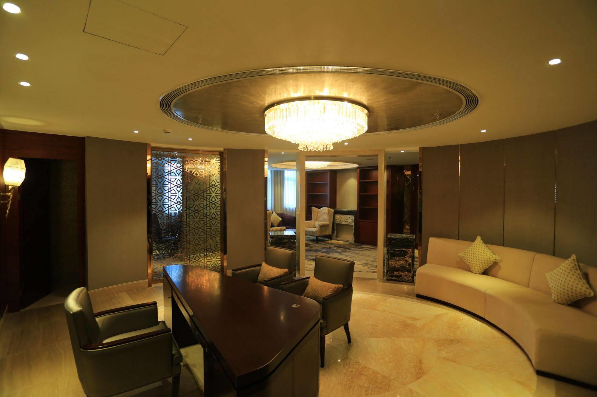 Baoji Jianguo Hotel Екстериор снимка